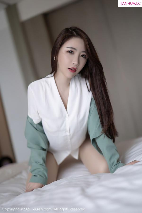 谢芷馨  宅男女神绯月樱 浅绿色的职业装第46张图片